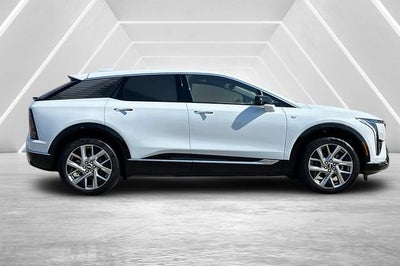 2027 Cadillac OPTIQ Luxury