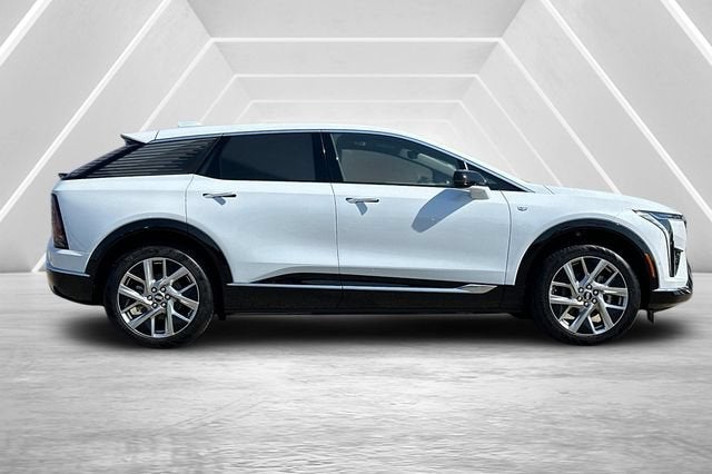 2027 Cadillac OPTIQ Luxury