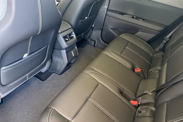 2027 Cadillac OPTIQ Luxury