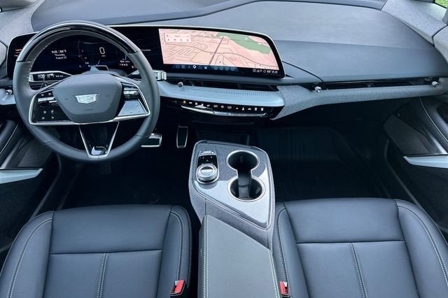2027 Cadillac OPTIQ Luxury
