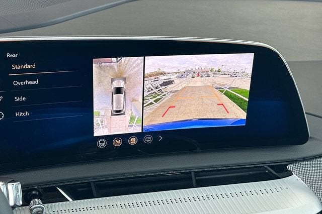 2027 Cadillac OPTIQ Luxury