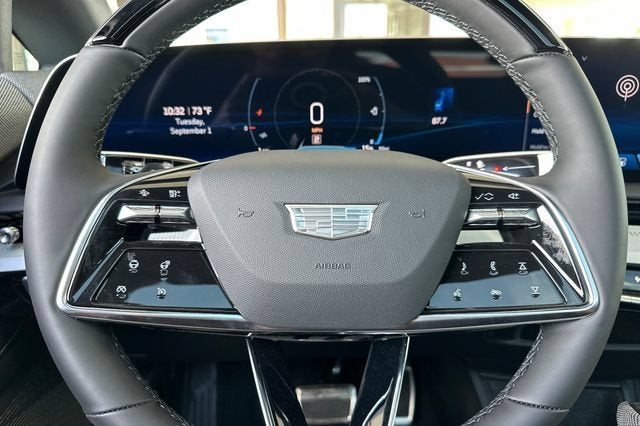 2027 Cadillac OPTIQ Luxury