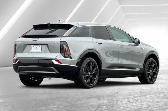 2025 Cadillac OPTIQ Luxury 1