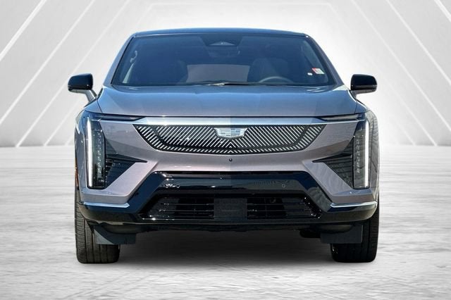 2025 Cadillac OPTIQ Luxury 1