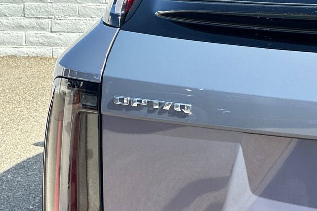 2025 Cadillac OPTIQ Luxury 1