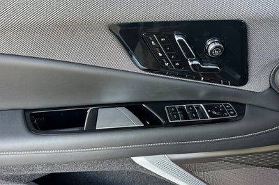2027 Cadillac OPTIQ Premium Luxury