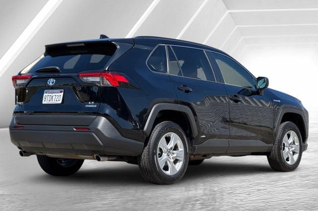 2020 Toyota RAV4 Hybrid LE