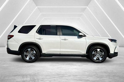 2024 Honda Pilot EX-L 8 Passenger 2WD