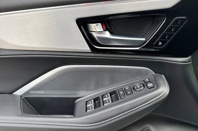 2026 Acura MDX SH-AWD w/Technology Package