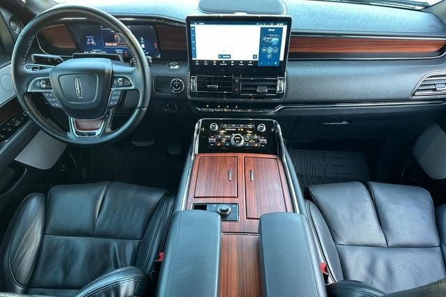 2024 Lincoln Navigator L Reserve