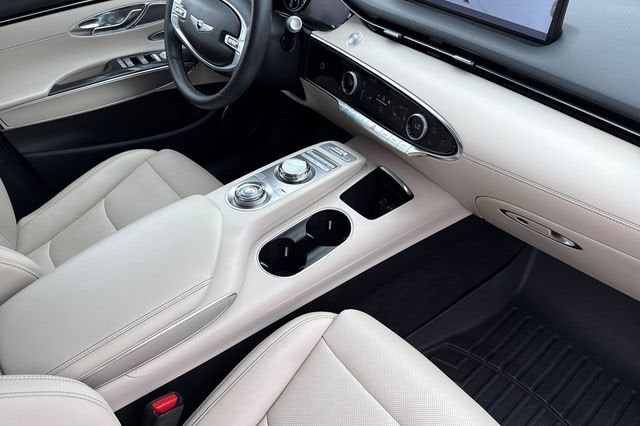 2022 Genesis GV70 2.5T