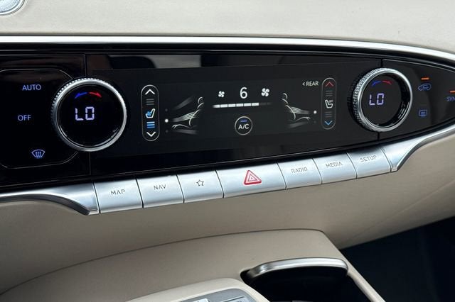 2022 Genesis GV70 2.5T